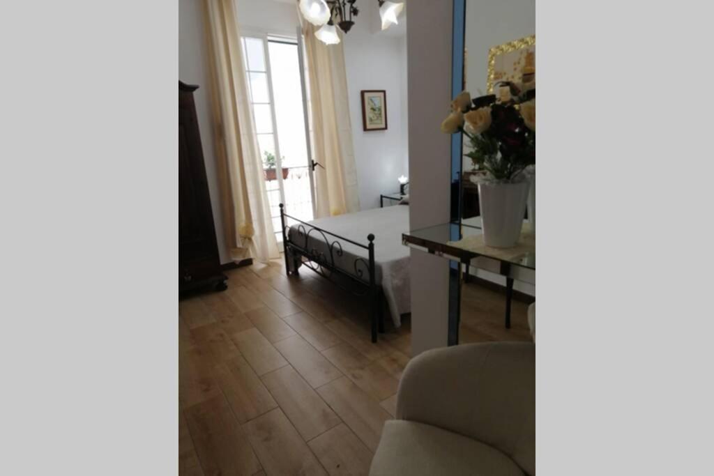 Casa Santagostino Apartment Taranto Bagian luar foto